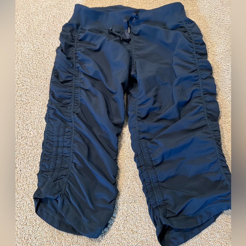 Zella Navy Blue Ruched cropped athletic pants